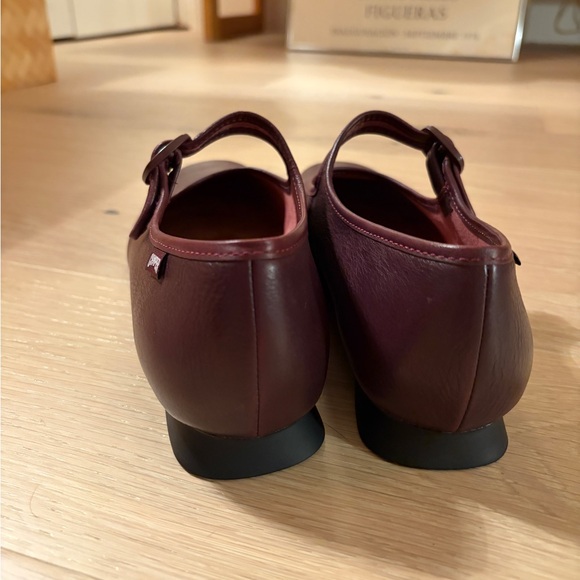 Camper Casi Myra Mary Jane’s - Picture 6 of 7